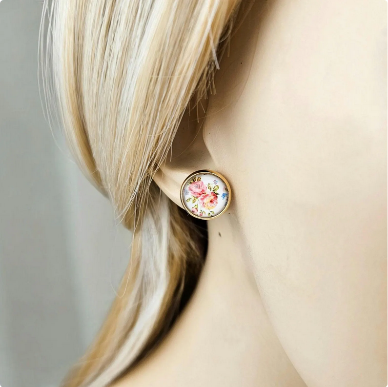 Floral Gold Stud Earrings